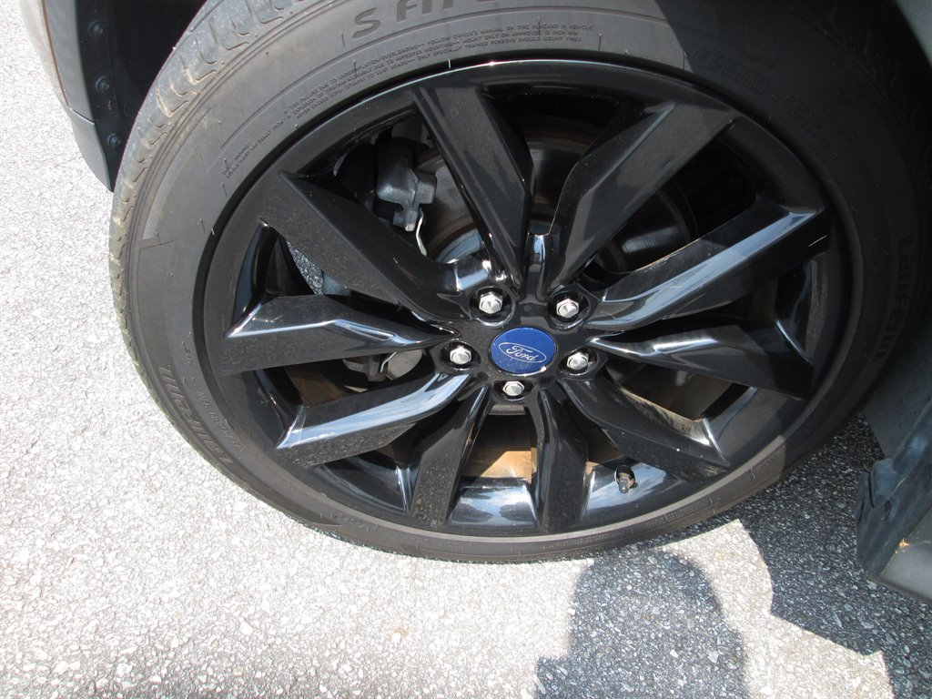 2017 Ford Escape - $9,490