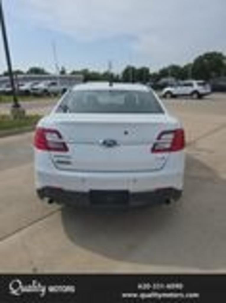 2018 Ford Taurus