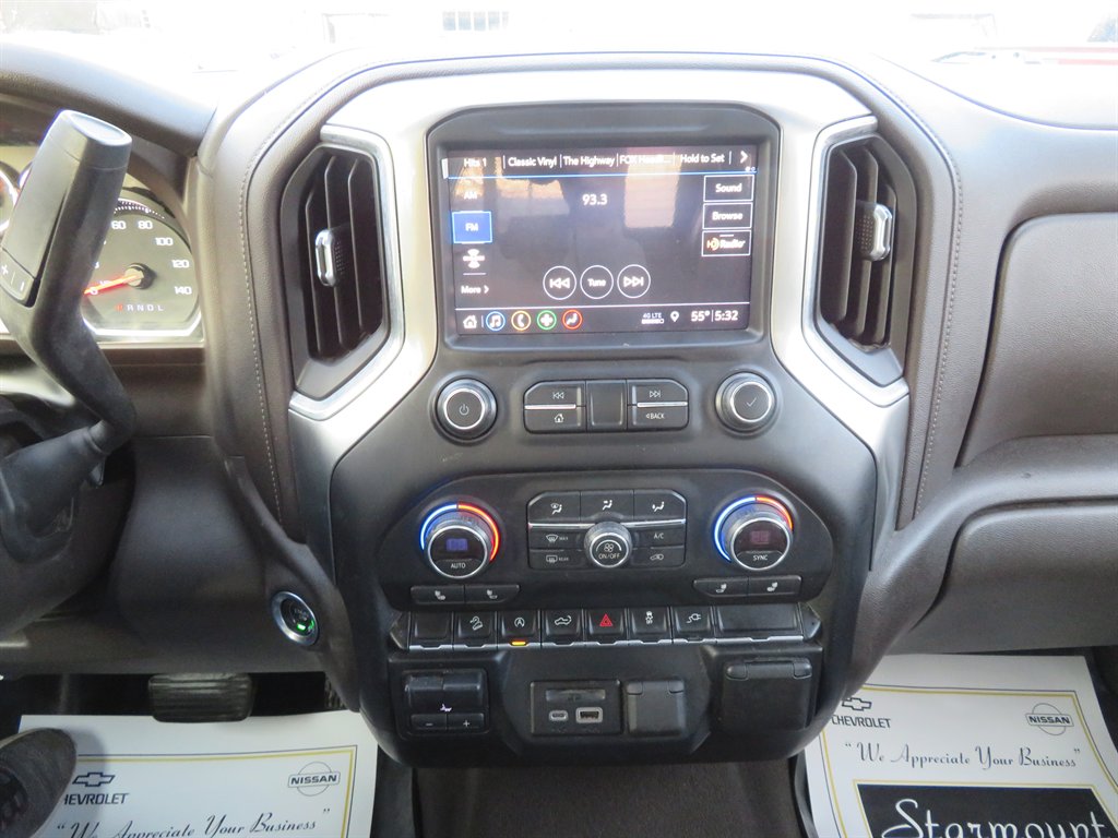 2019 Chevrolet Silverado 1500 LT photo