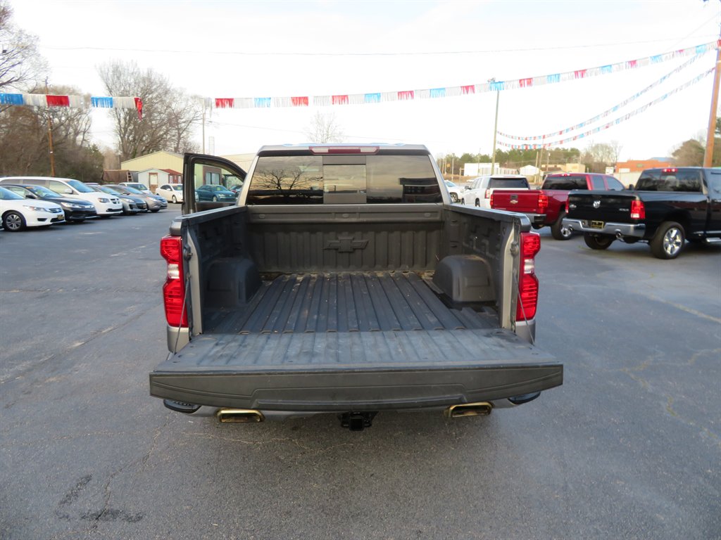 2019 Chevrolet Silverado 1500 LT photo