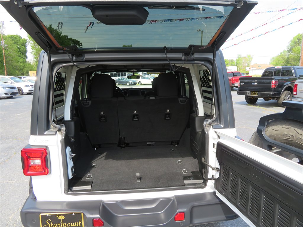 2018 Jeep Wrangler - $18,999