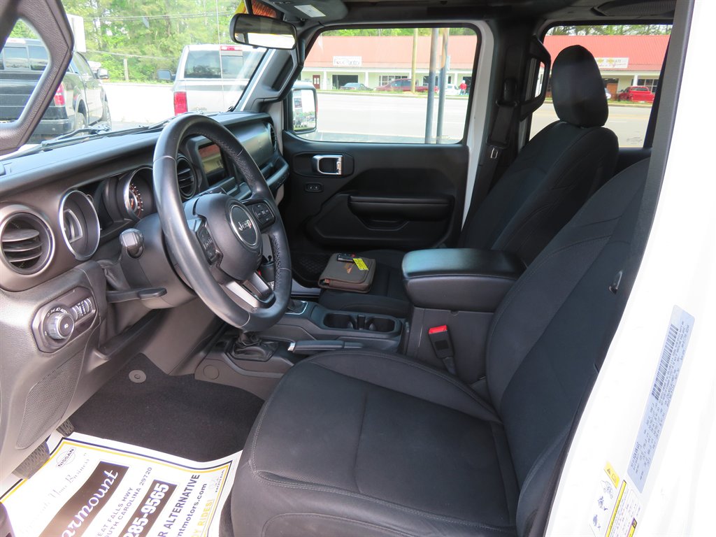 2018 Jeep All-New Wrangler Unlimited Sport photo