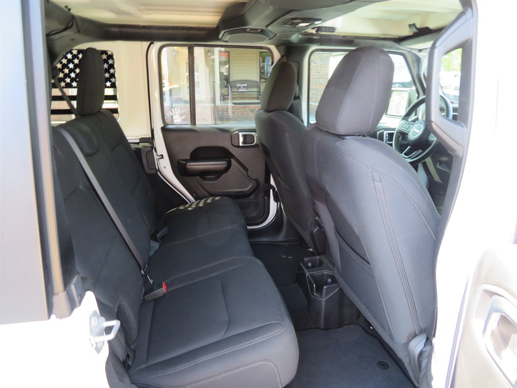 2018 Jeep Wrangler - $18,999