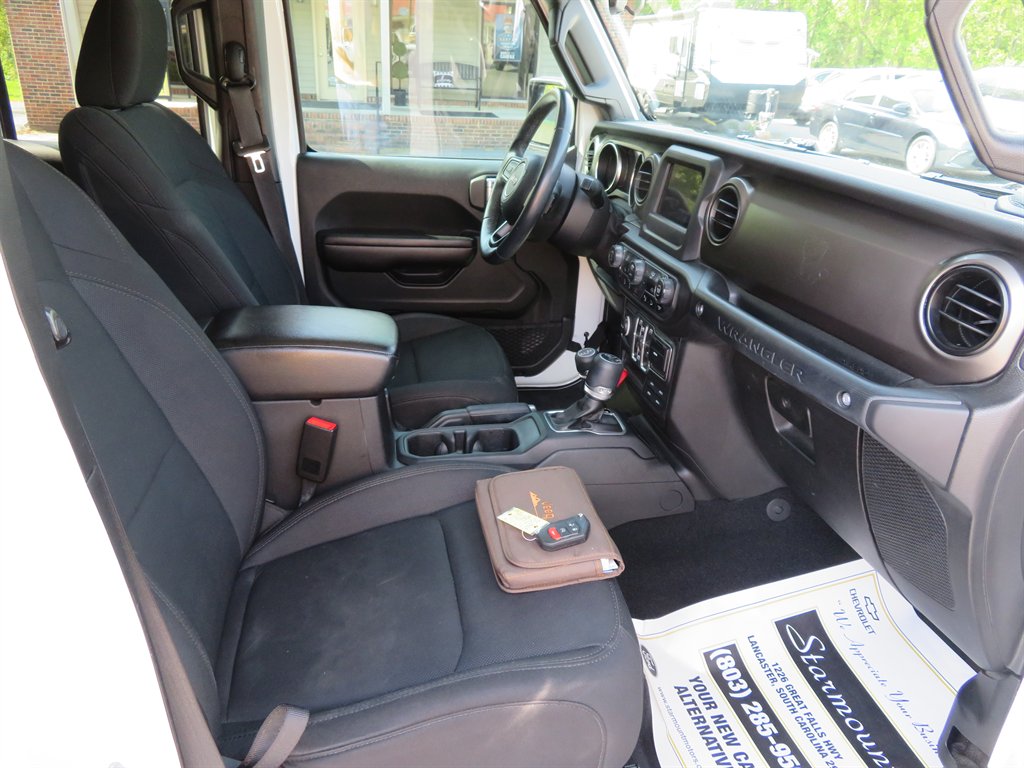 2018 Jeep Wrangler - $18,999