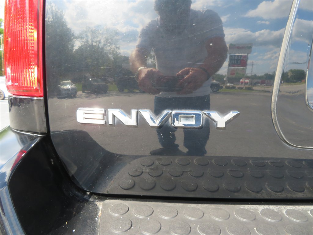 2007 GMC Envoy Denali photo
