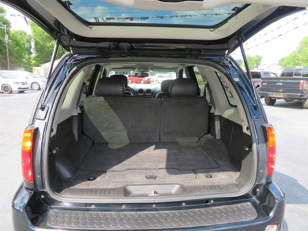 2007 GMC Envoy Denali photo
