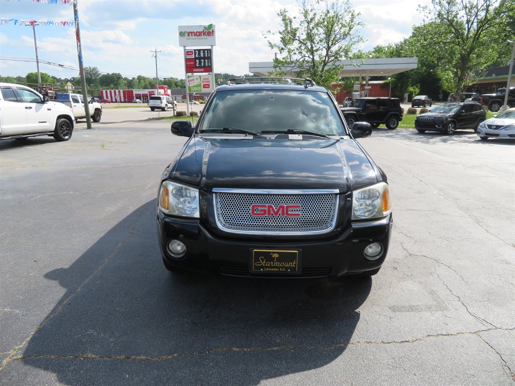 2007 GMC Envoy Denali photo