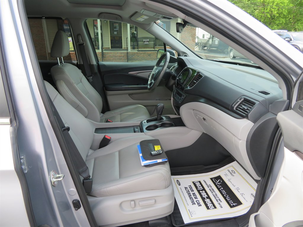 2020 Honda Pilot EX-L photo