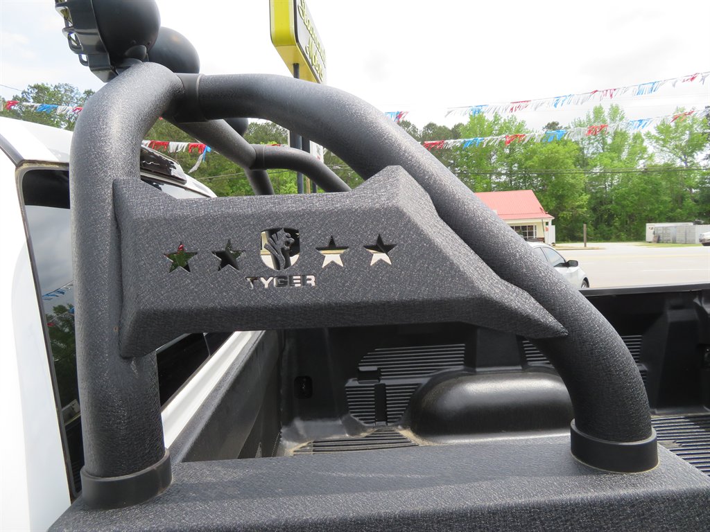 2016 Toyota Tundra SR5 photo