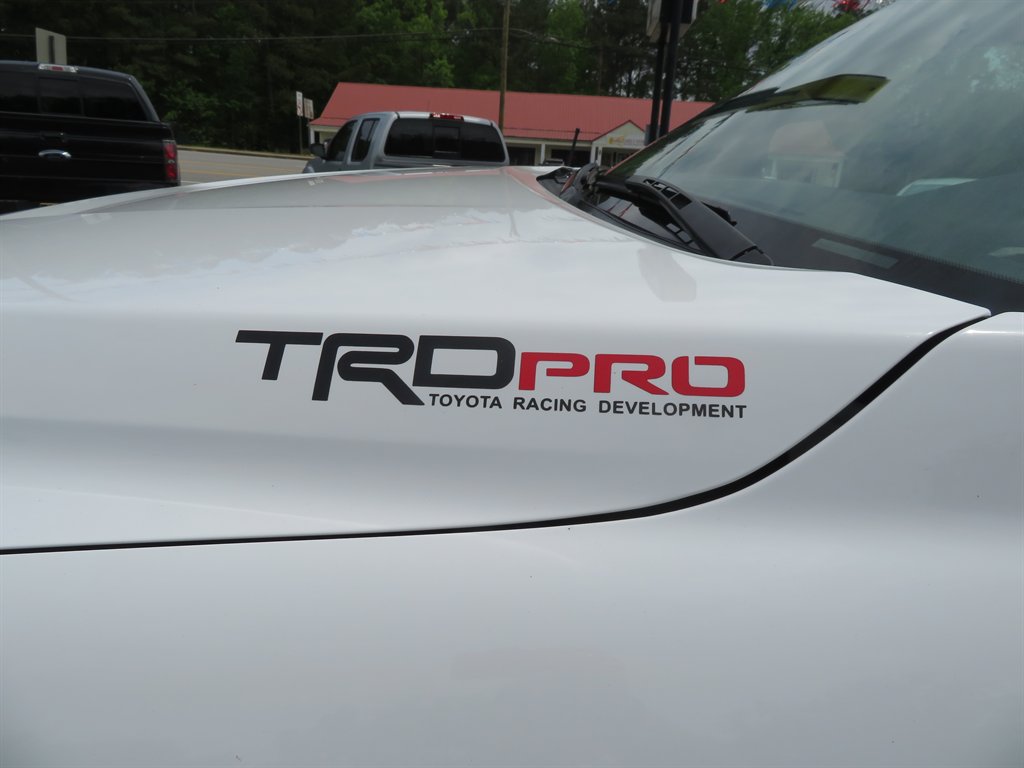 2016 Toyota Tundra SR5 photo