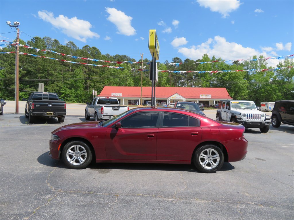 2020 Dodge Charger SXT photo