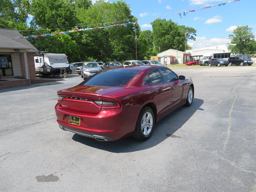 2020 Dodge Charger SXT photo