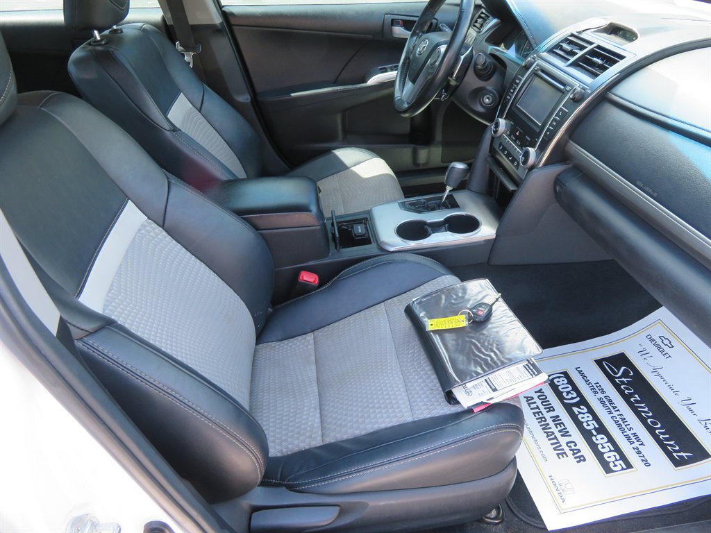 2012 Toyota Camry L photo