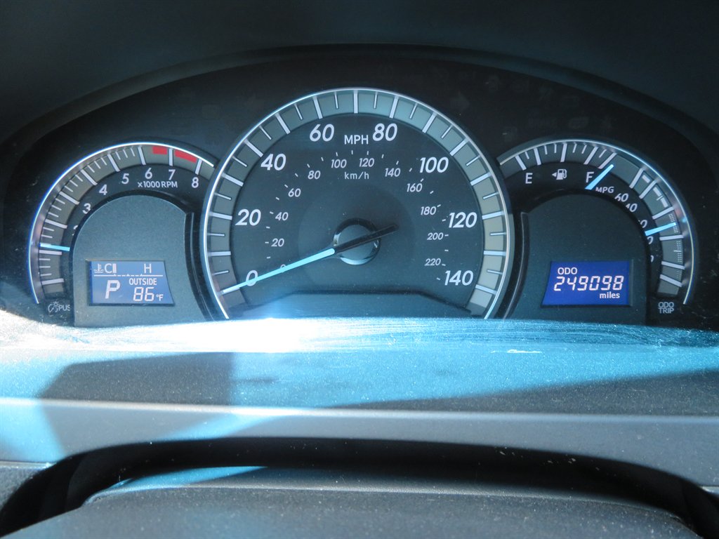 2012 Toyota Camry L photo