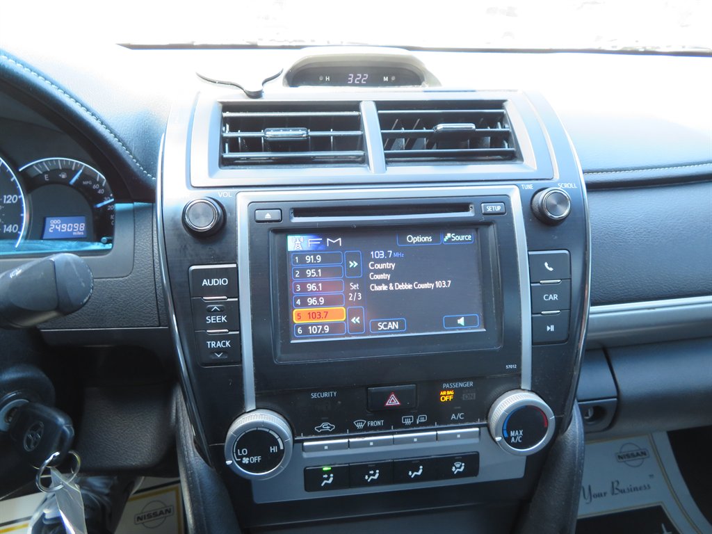 2012 Toyota Camry L photo