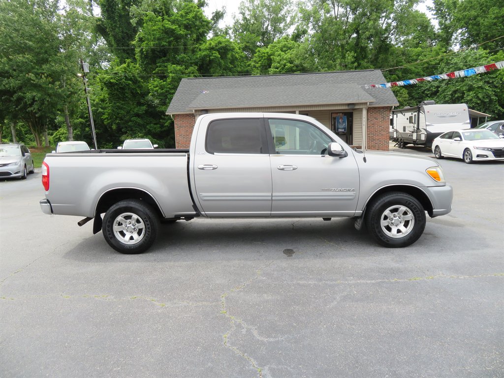 2005 Toyota Tundra SR5 photo