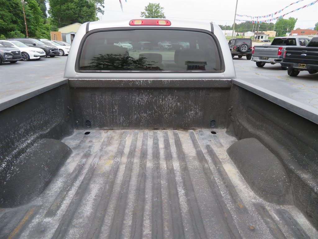 2005 Toyota Tundra SR5 photo
