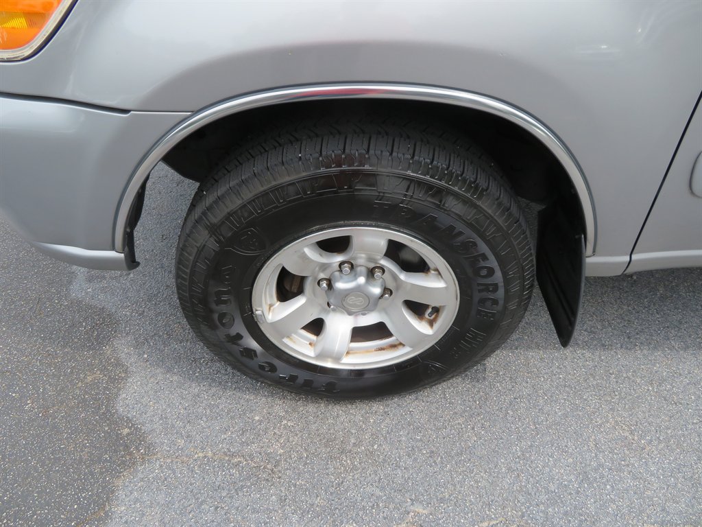 2005 Toyota Tundra SR5 photo