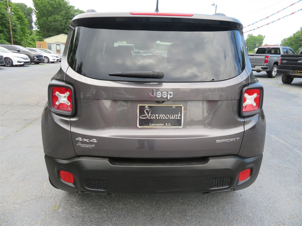 2017 Jeep Renegade Sport photo