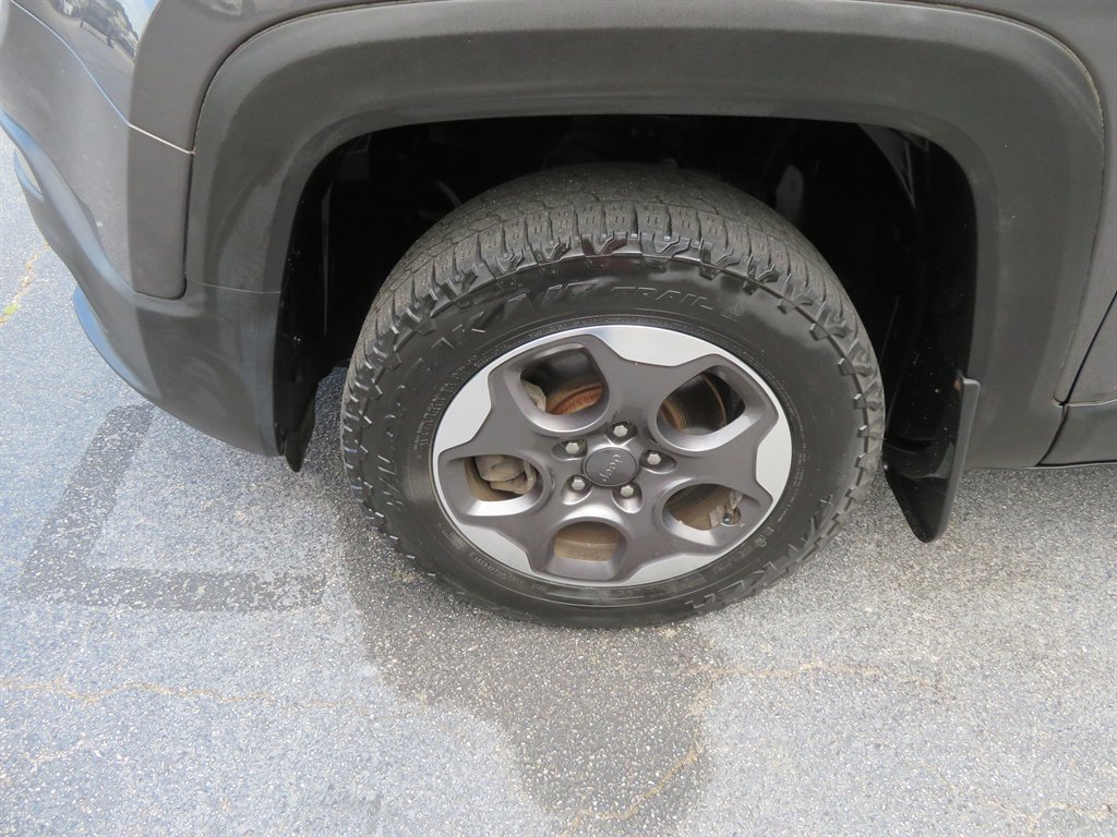 2017 Jeep Renegade Sport photo