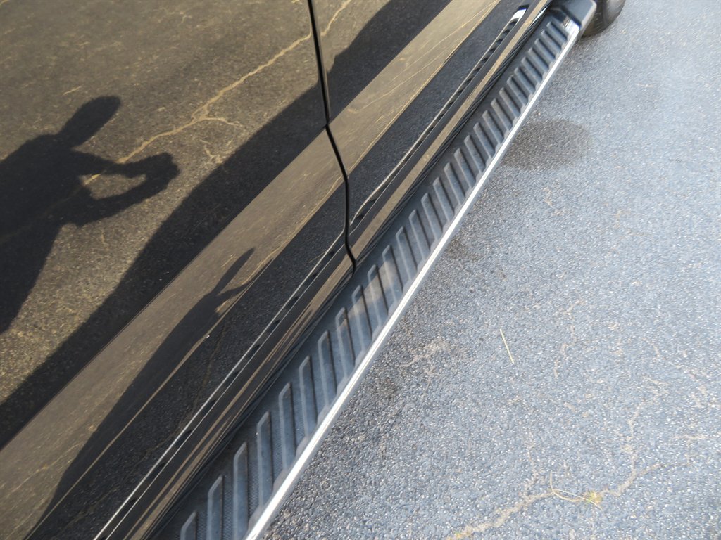 2020 Ford F150 - $19,999