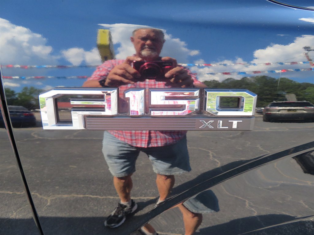 2020 Ford F150 - $19,999