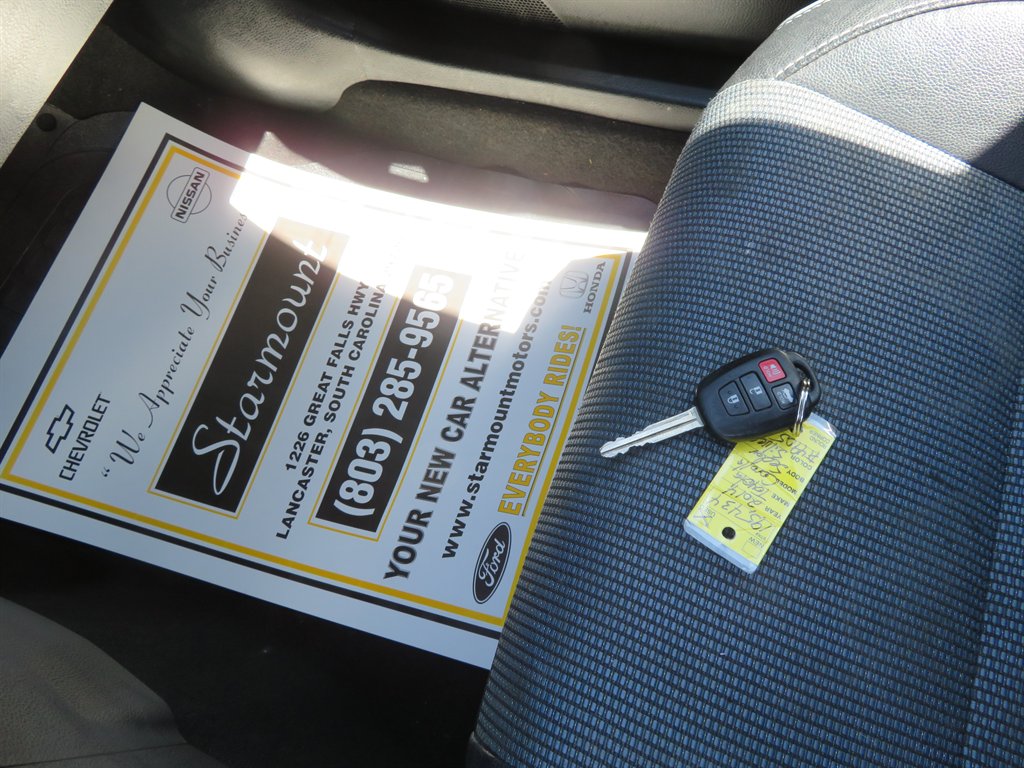 2014 Toyota Corolla - $7,599