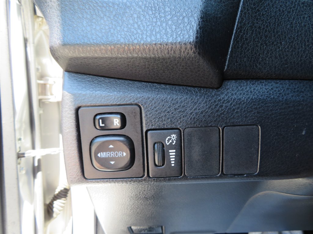2014 Toyota Corolla - $7,599