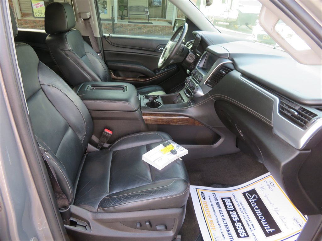 2017 Chevrolet Suburban - $19,999