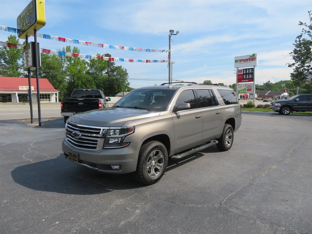 2017 Chevrolet Suburban - $19,999
