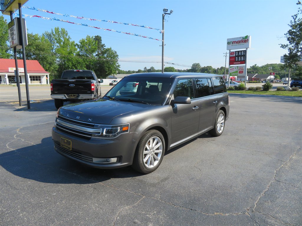 2018 Ford Flex - $11,699