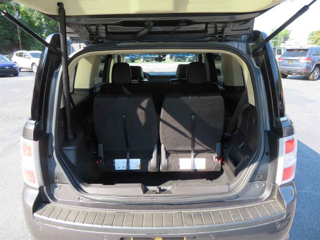 2018 Ford Flex - $11,699