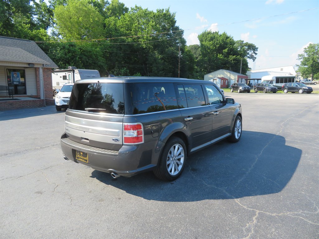 2018 Ford Flex - $11,699
