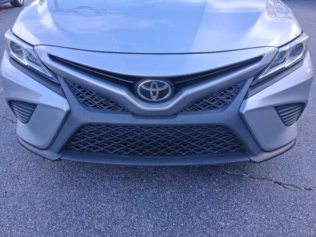 2020 Toyota Camry - $14,599