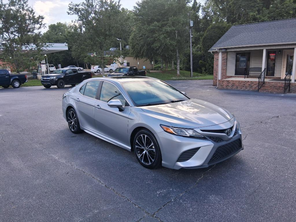 2020 Toyota Camry - $14,599