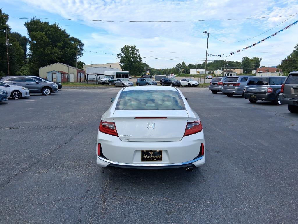 2017 Honda Accord - $11,199