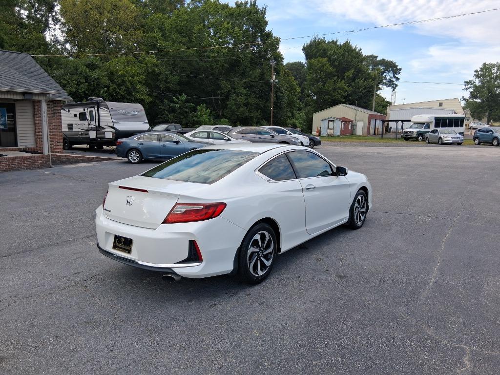 2017 Honda Accord - $11,199