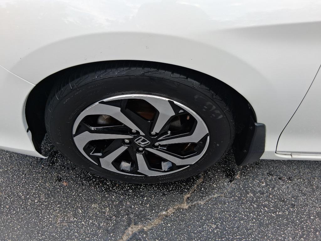 2017 Honda Accord - $11,199