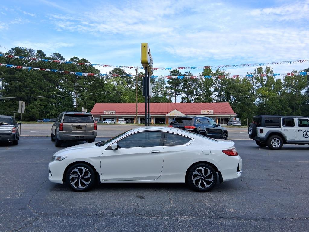 2017 Honda Accord - $11,199