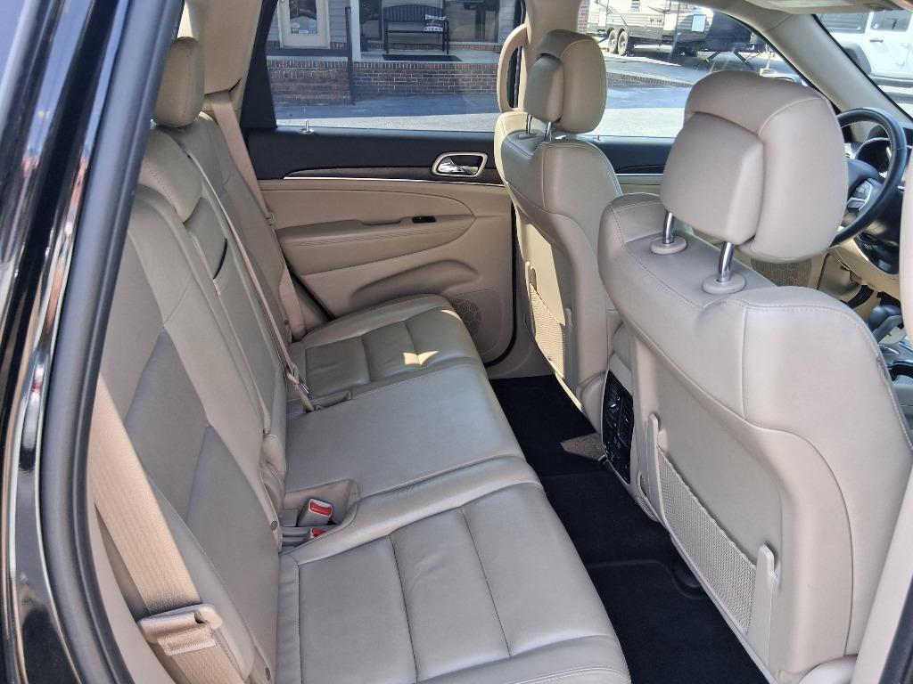 2017 Jeep Cherokee - $10,999