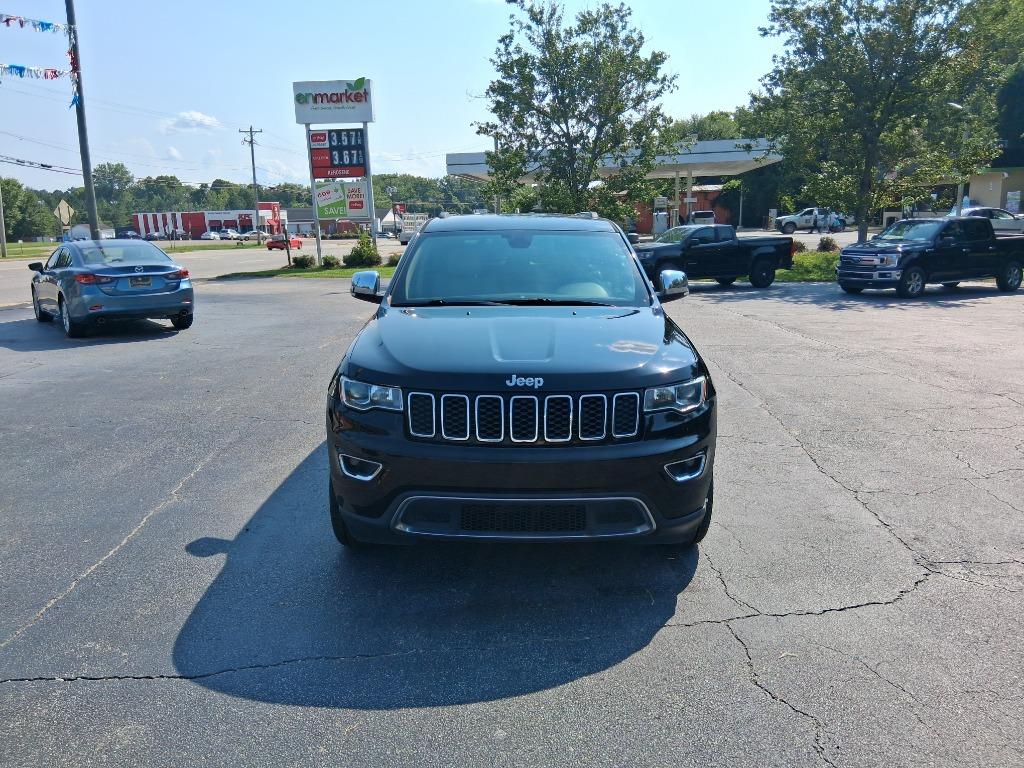 2017 Jeep Cherokee - $10,999
