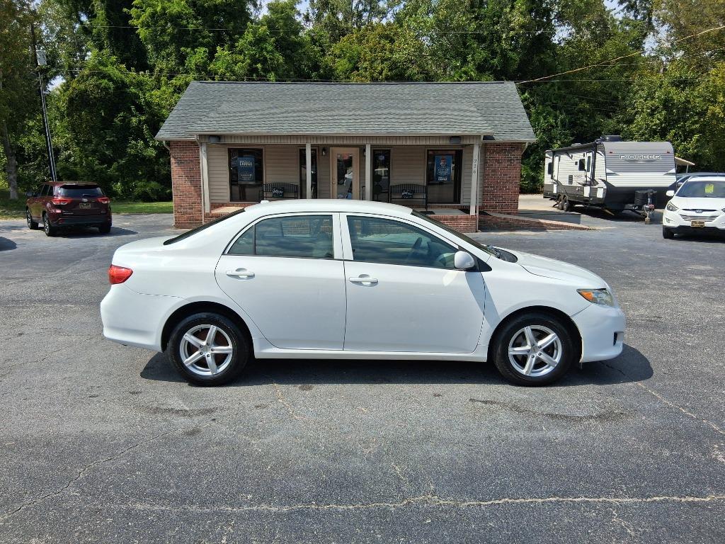 2009 Toyota Corolla - $4,899