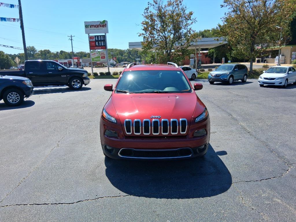 2015 Jeep Cherokee - $10,999