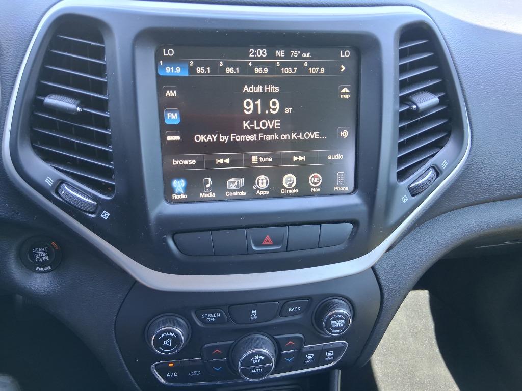 2015 Jeep Cherokee - $10,999