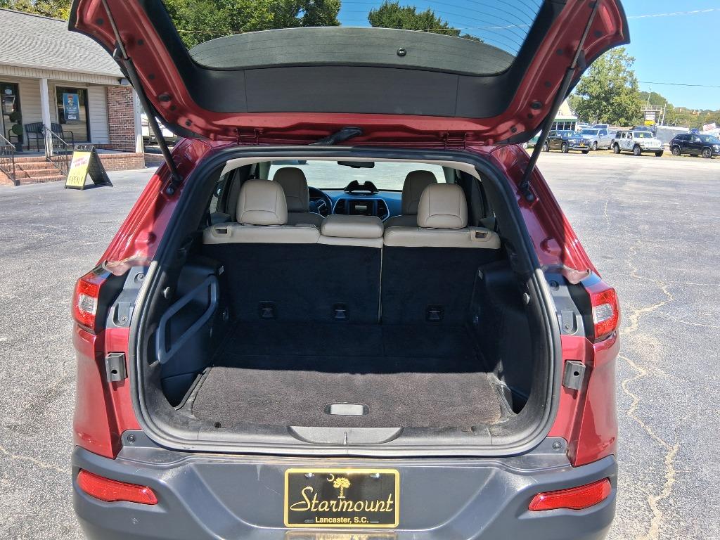 2015 Jeep Cherokee - $10,999