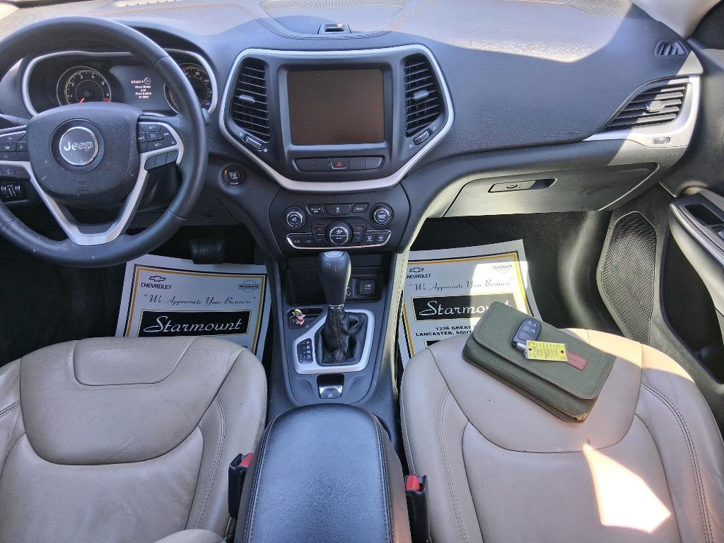 2015 Jeep Cherokee - $10,999