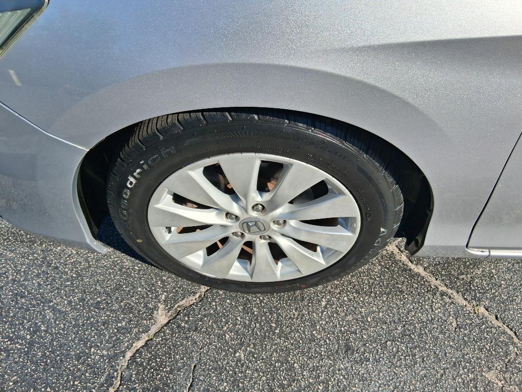 2013 Honda Accord - $10,399