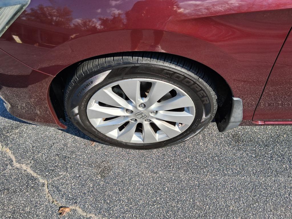 2013 Honda Accord - $13,599