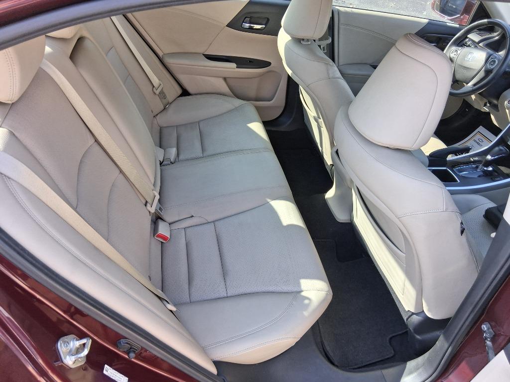 2013 Honda Accord - $13,599