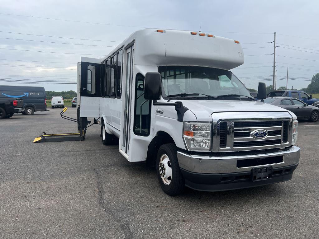2016 Ford E-350